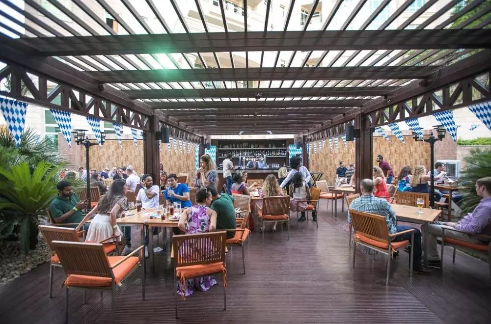 سوئیس اوتل المروج دبی ، زیما سفر